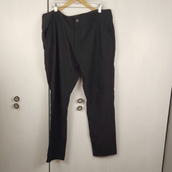 Kuhl Black Deceptr Hiking Pants Stretch Textured Fabric Sz.40x32 - Picture 1 of 11